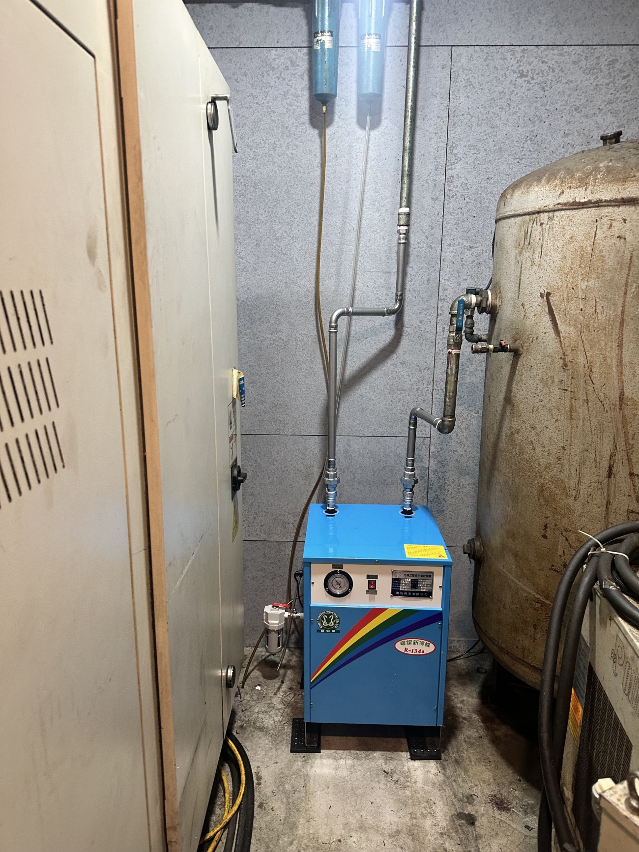 新機安裝及配白鐵管